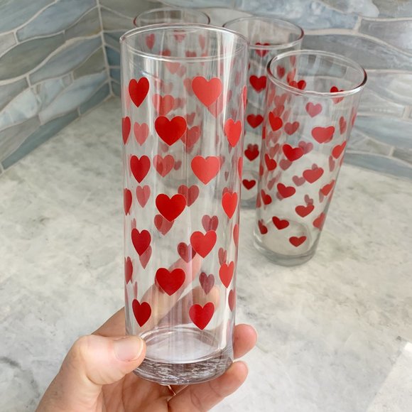 ❌Sold❌ Red Heart Juice Glass Tall Tumblers NWT - Picture 5 of 8